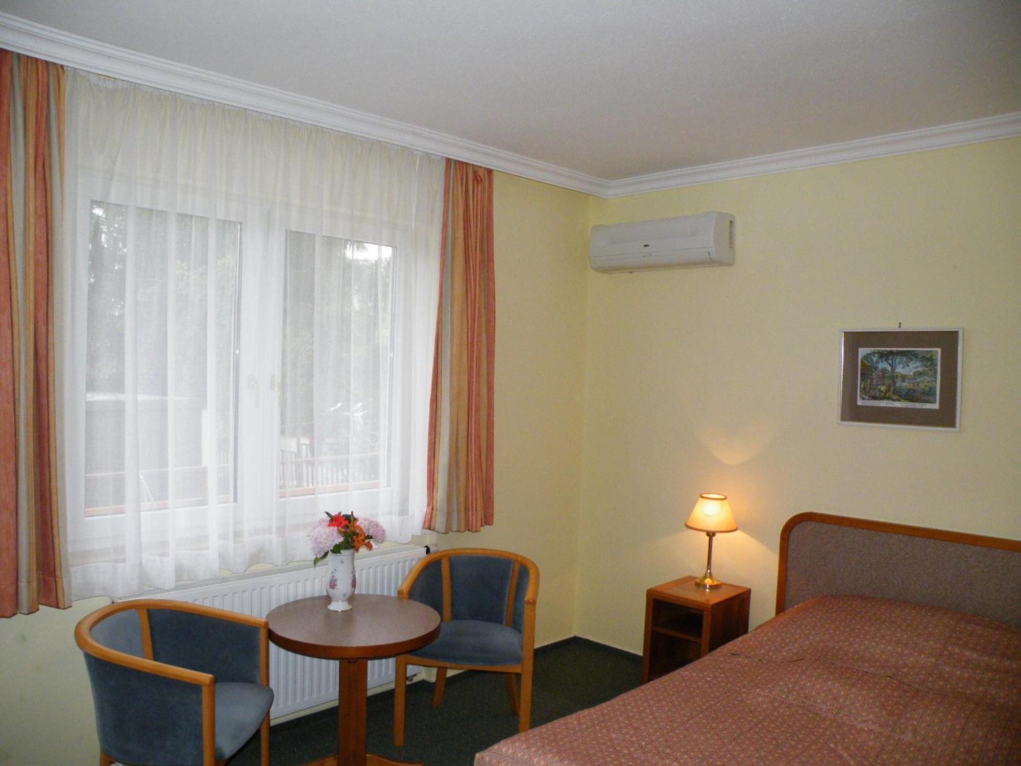 Apartment Pension Rideg Heviz Exterior photo